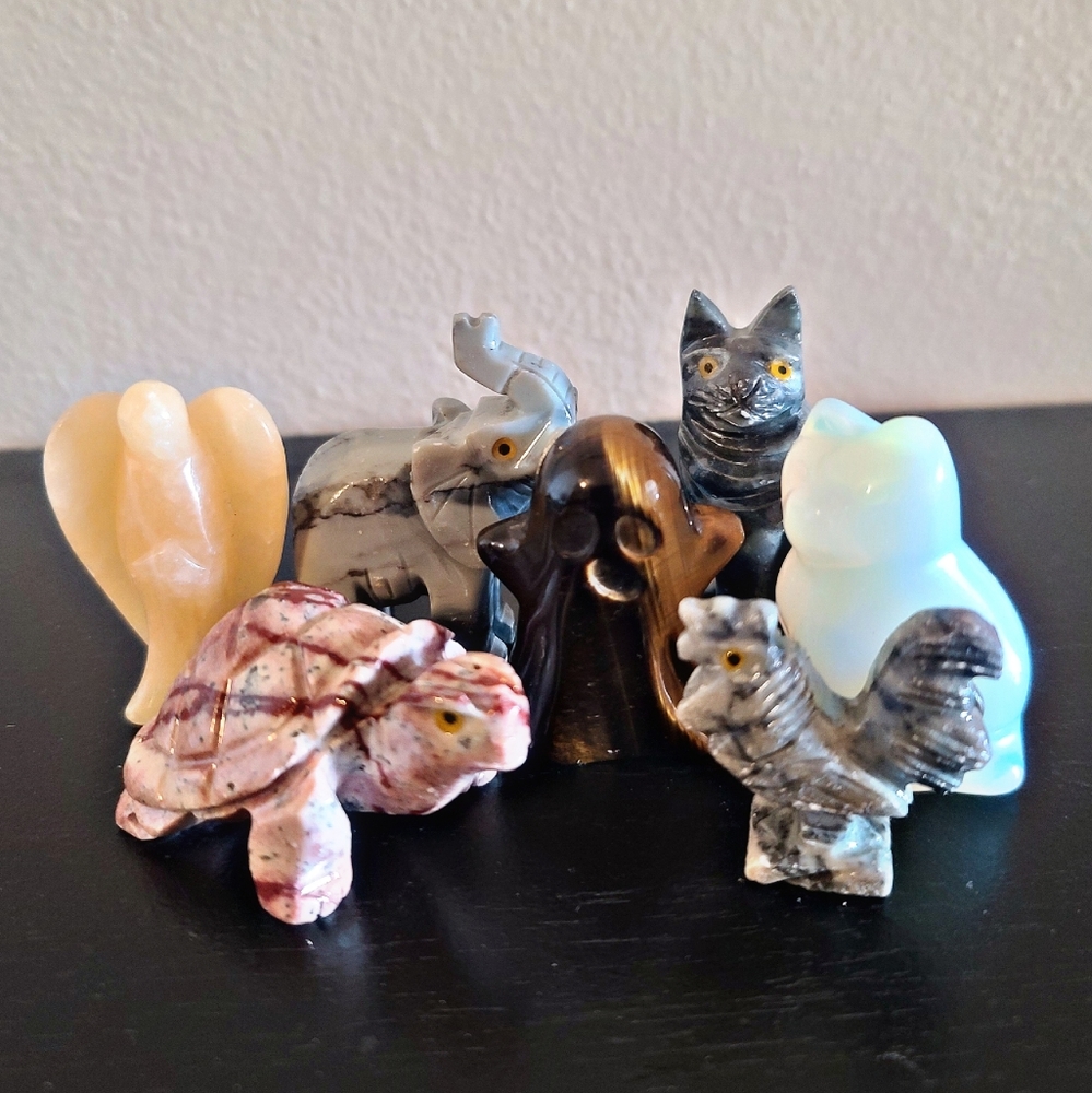 7pc assorted stone figures